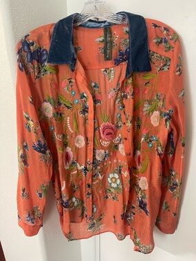 Aratta Silent Journey Coral Floral Embroidered Blouse with Blue Velvet Collar